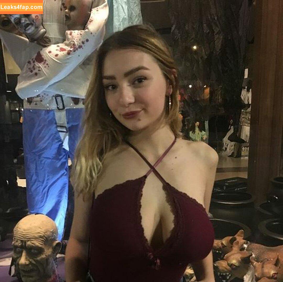 Anneliese Stenzel / Anneleeze / anneliestenzel leaked photo photo #0010
