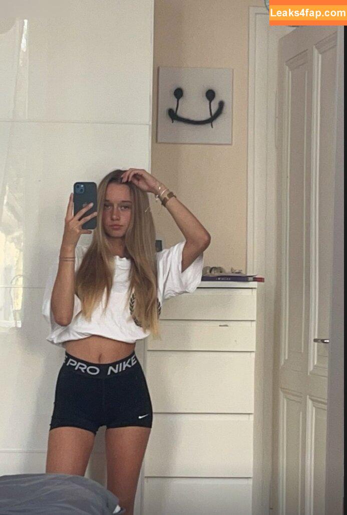 Annichen / annelesemilton leaked photo photo #0001