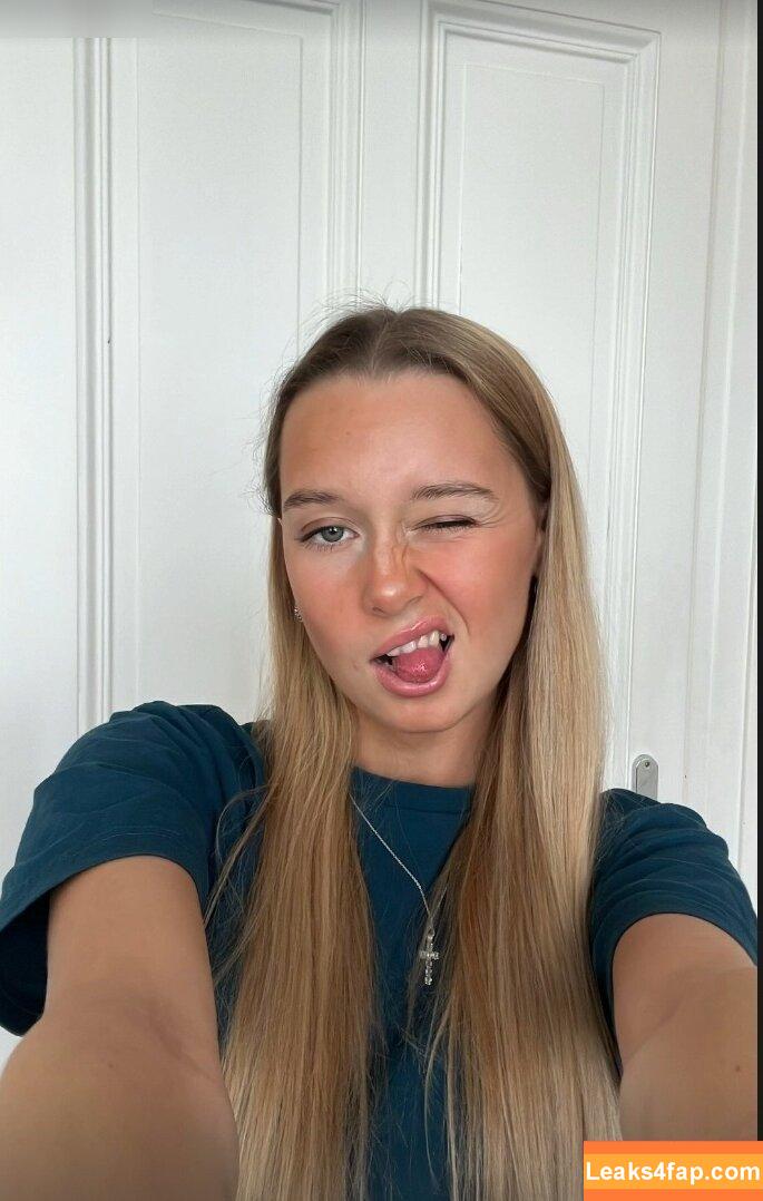 Annichen / annelesemilton leaked photo photo #0002