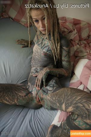 anuskatzz photo #0356