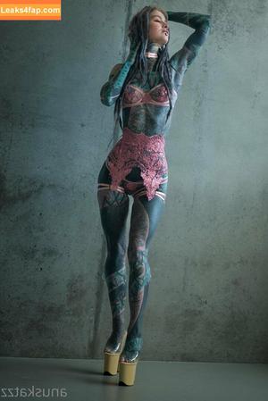 anuskatzz photo #0364