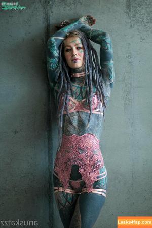 anuskatzz photo #0371