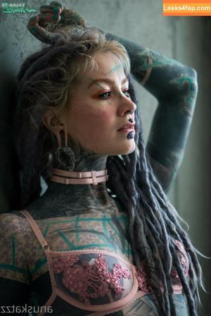 anuskatzz photo #0375