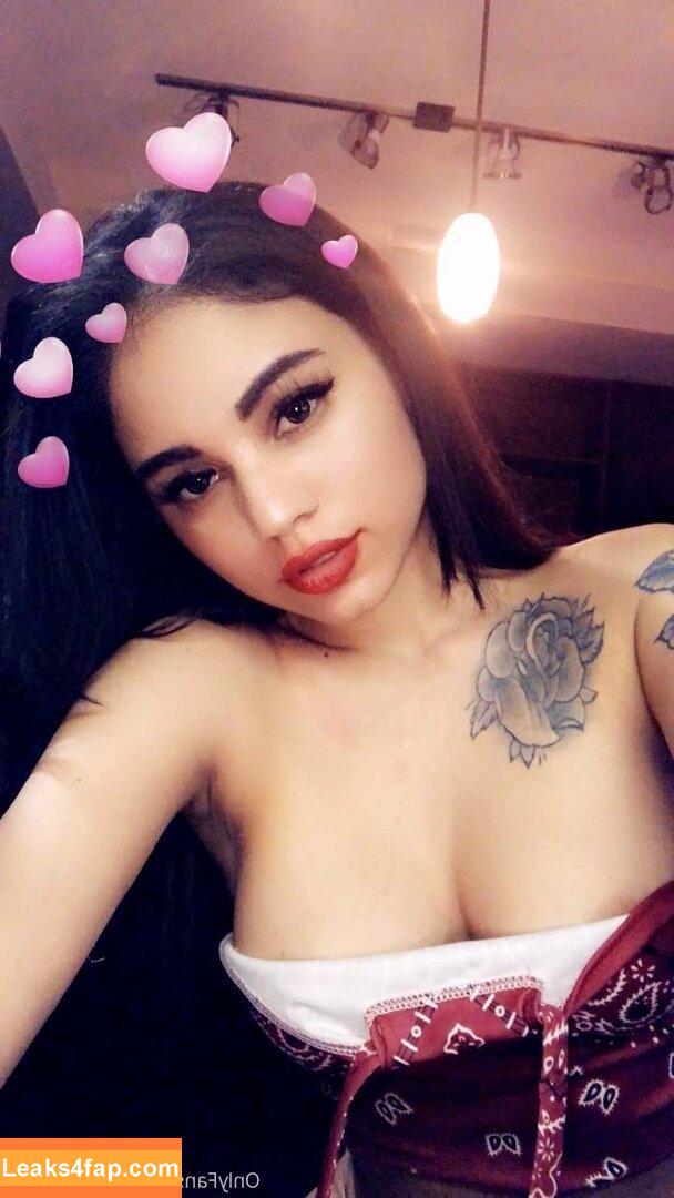 Ari2b / ari2bb leaked photo photo #0027