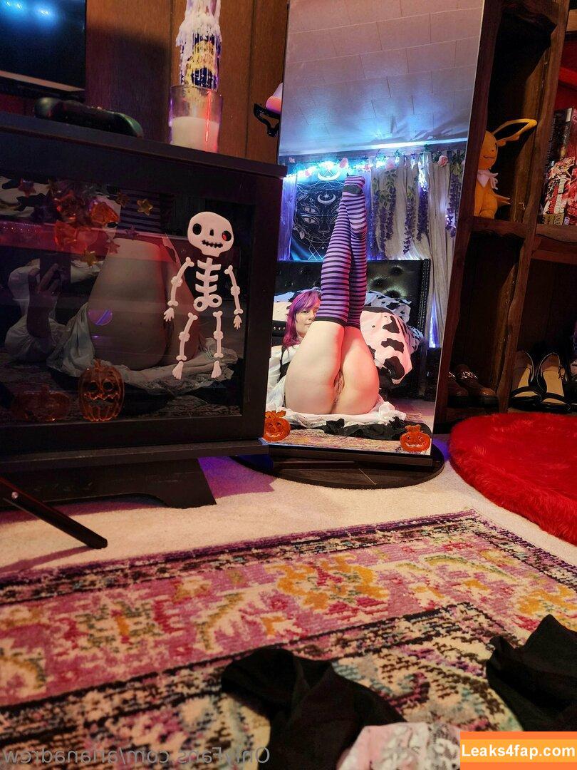 Ariana Drew / arianadrew / itsarianadrew leaked photo photo #0016