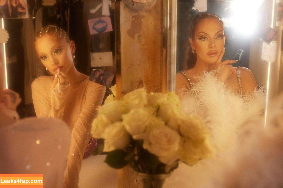 Ariana Grande / arianagrande / arianaxgrande слитое фото фото #0056