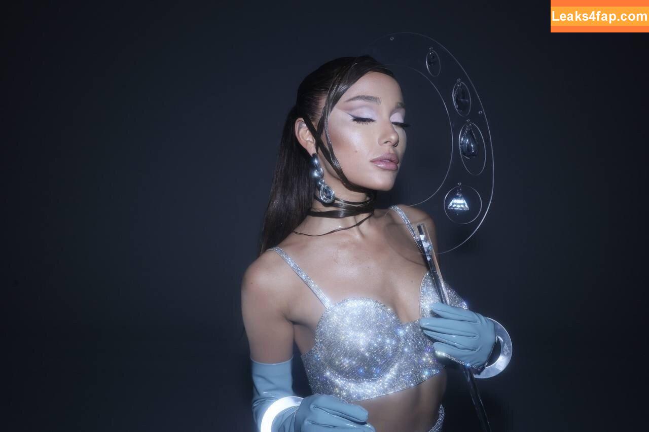 Ariana Grande / arianagrande / arianaxgrande leaked photo photo #0389