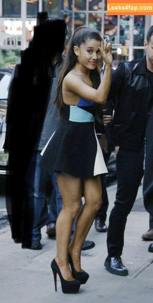 Ariana Grande фото #0010