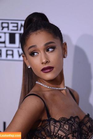 Ariana Grande фото #0029