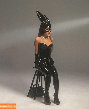 Ariana Grande photo #0214