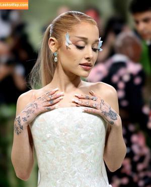 Ariana Grande photo #0765