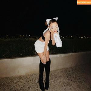 Ariana Grande photo #0975