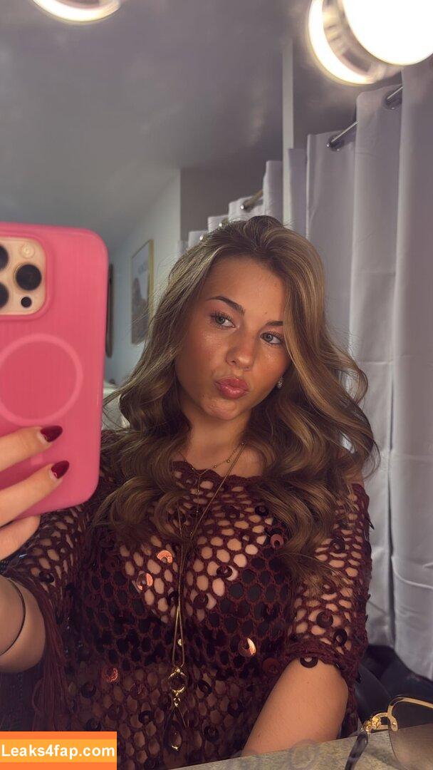 Ariana White / arianaawhite leaked photo photo #0240