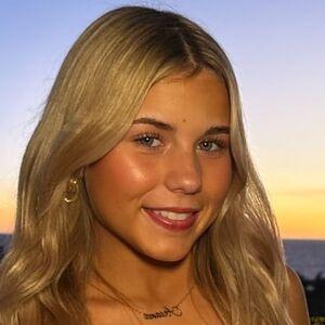 Ariana White photo #0004