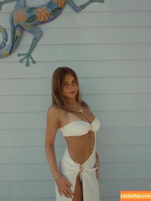 Ariana White photo #0128