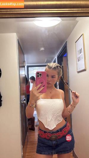 Ariana White photo #0194