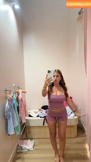 Ariana White photo #0274