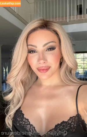 arieldemure photo #0003