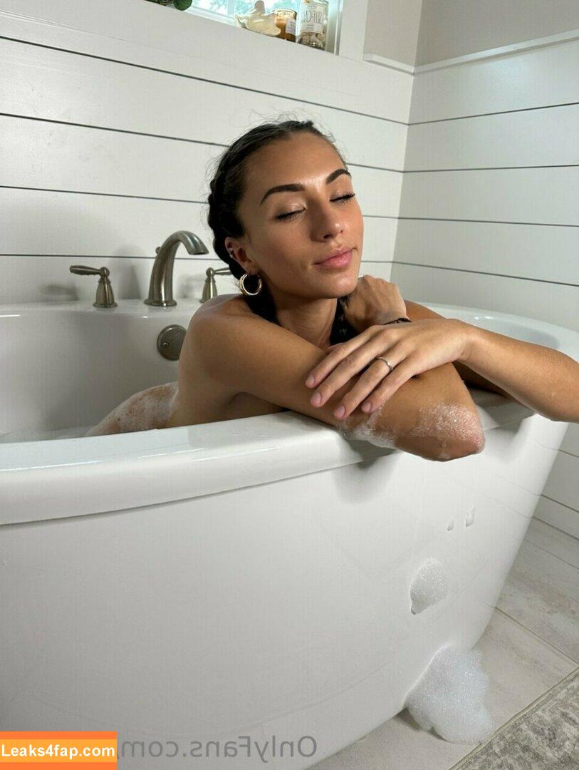 Aririzzo / itsyagirlaxo leaked photo photo #0006