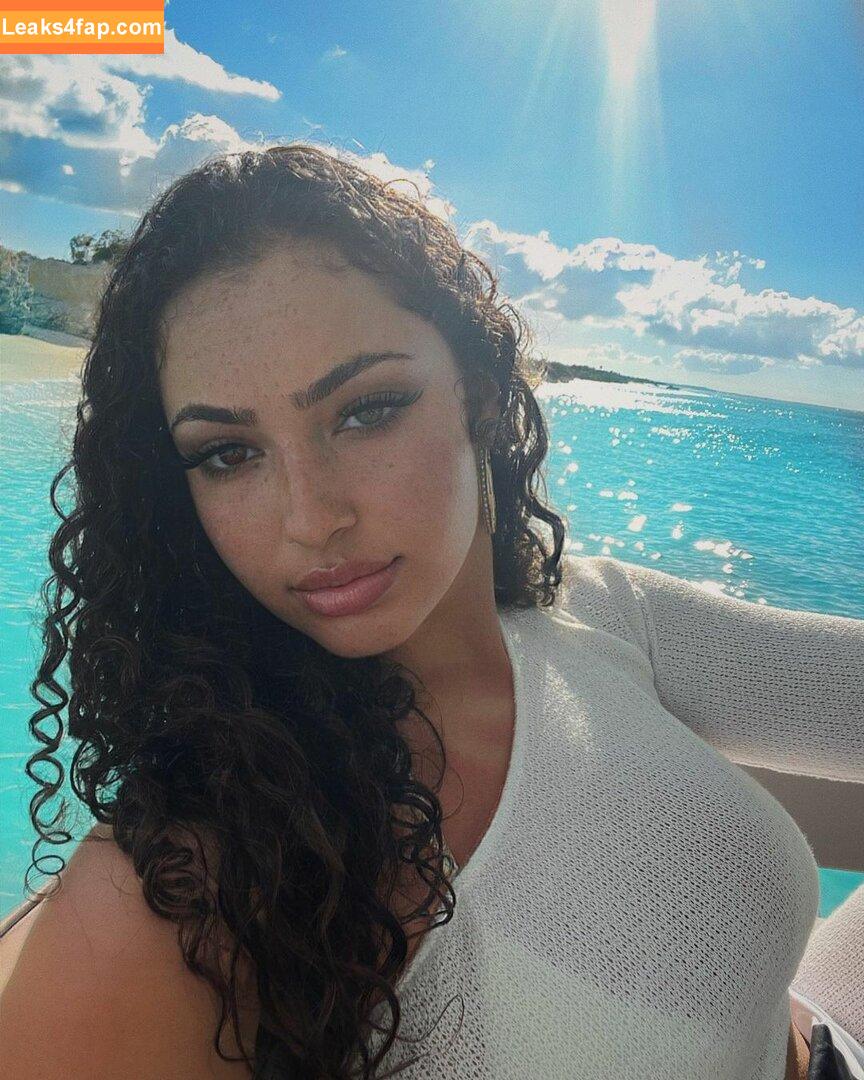 Ash Kash / ash.kaashh / https: / justasecret892 leaked photo photo #0083