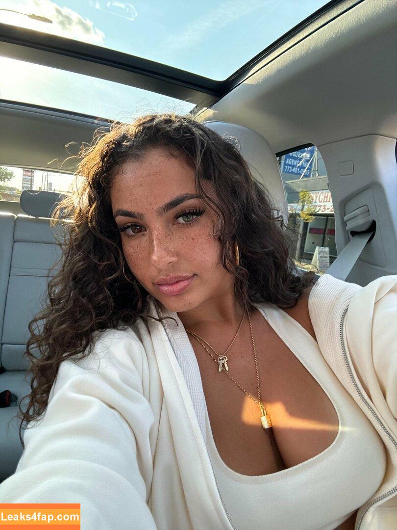 Ash Kash / ash.kaashh / https: / justasecret892 leaked photo photo #0388