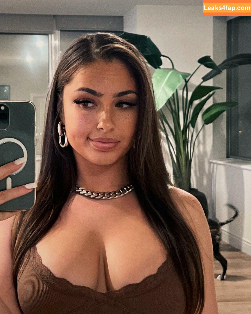 Ash Kash / ash.kaashh / https: / justasecret892 leaked photo photo #0444