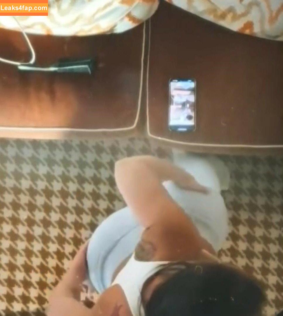 Ash Kash / ash.kaashh / https: / justasecret892 leaked photo photo #0469