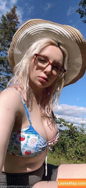 Ashtronova photo #0131