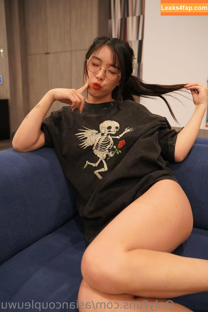 asiancoupleuwu /  leaked photo photo #0004