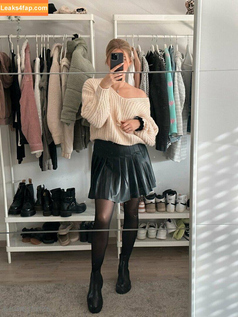 ASMR Janina / ASMRJanina / ASMRJaninaa leaked photo photo #0021