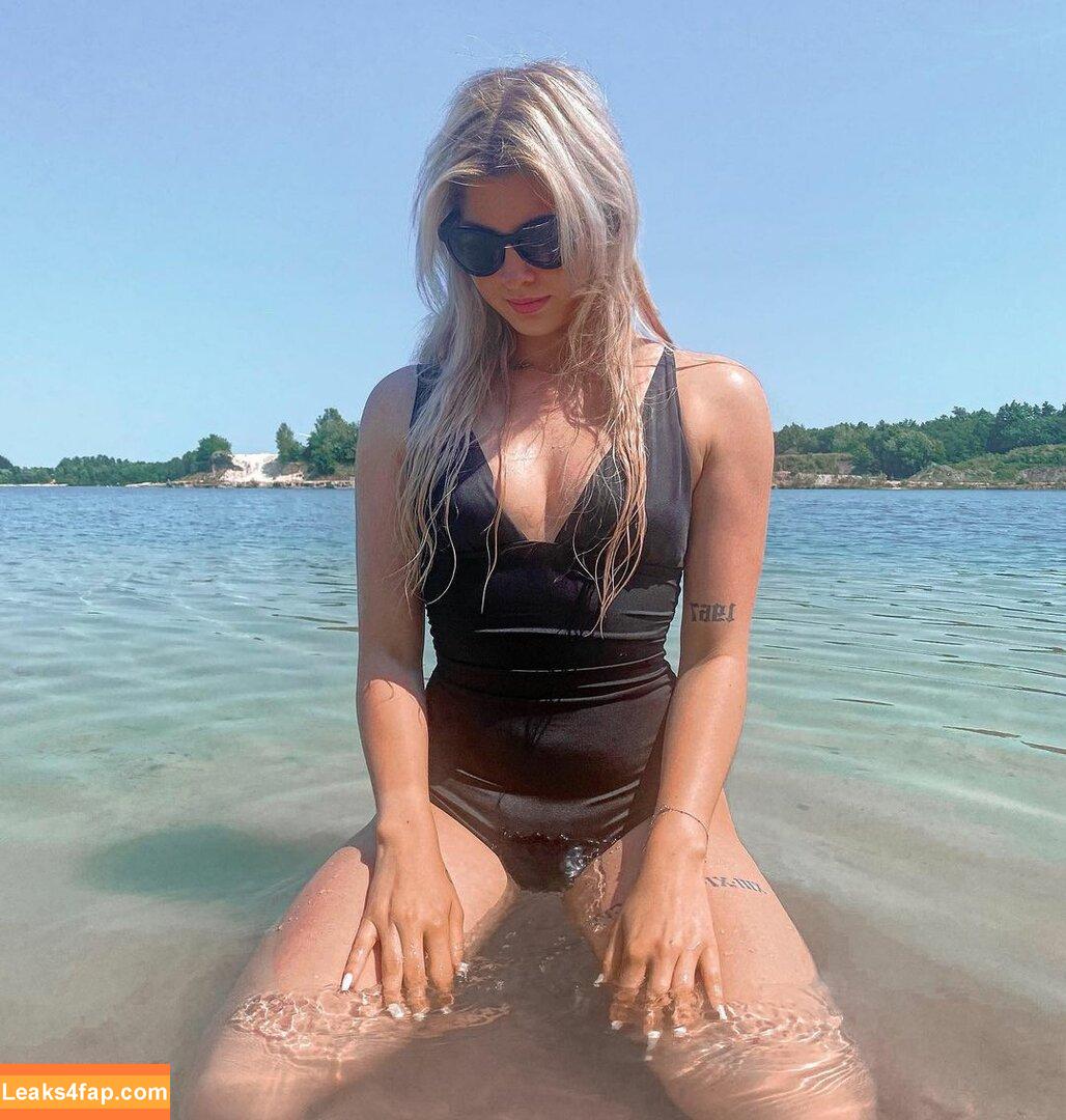 ASMR Janina / ASMRJanina / ASMRJaninaa leaked photo photo #0079