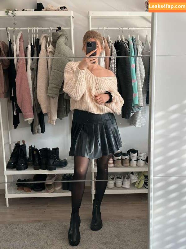 ASMR Janina / ASMRJanina / ASMRJaninaa leaked photo photo #0278