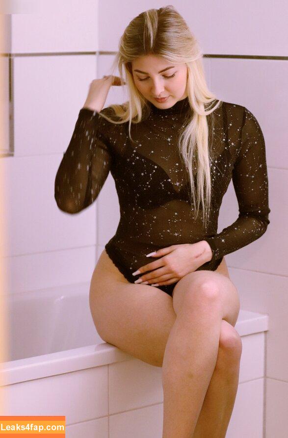 ASMR Janina / ASMRJanina / ASMRJaninaa leaked photo photo #0366