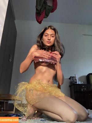 Astha Aggerwal photo #0010
