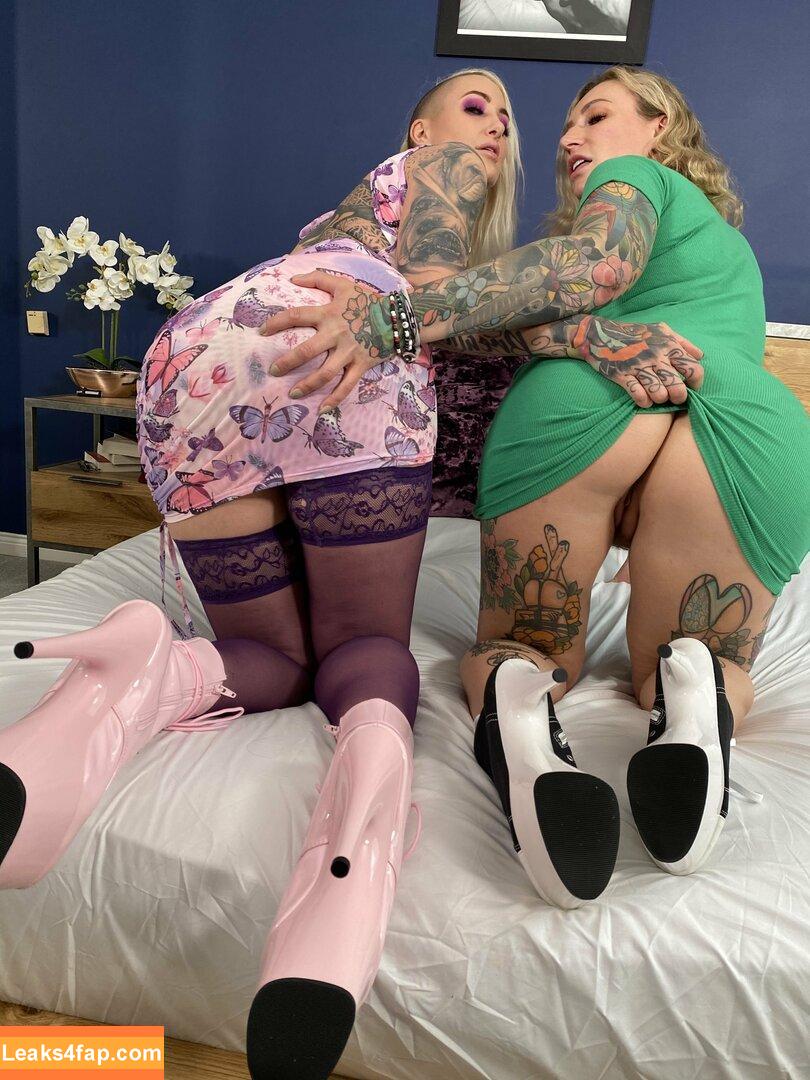 ava_austen / Manyvids / mrs_austen leaked photo photo #0535