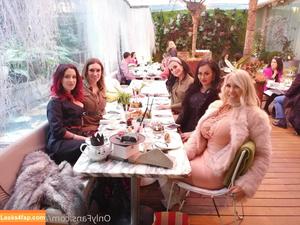 ava_austen photo #0474