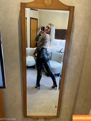 ava_austen photo #0492