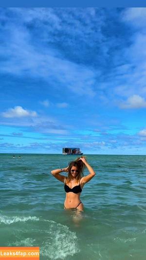Ava Santina photo #0016