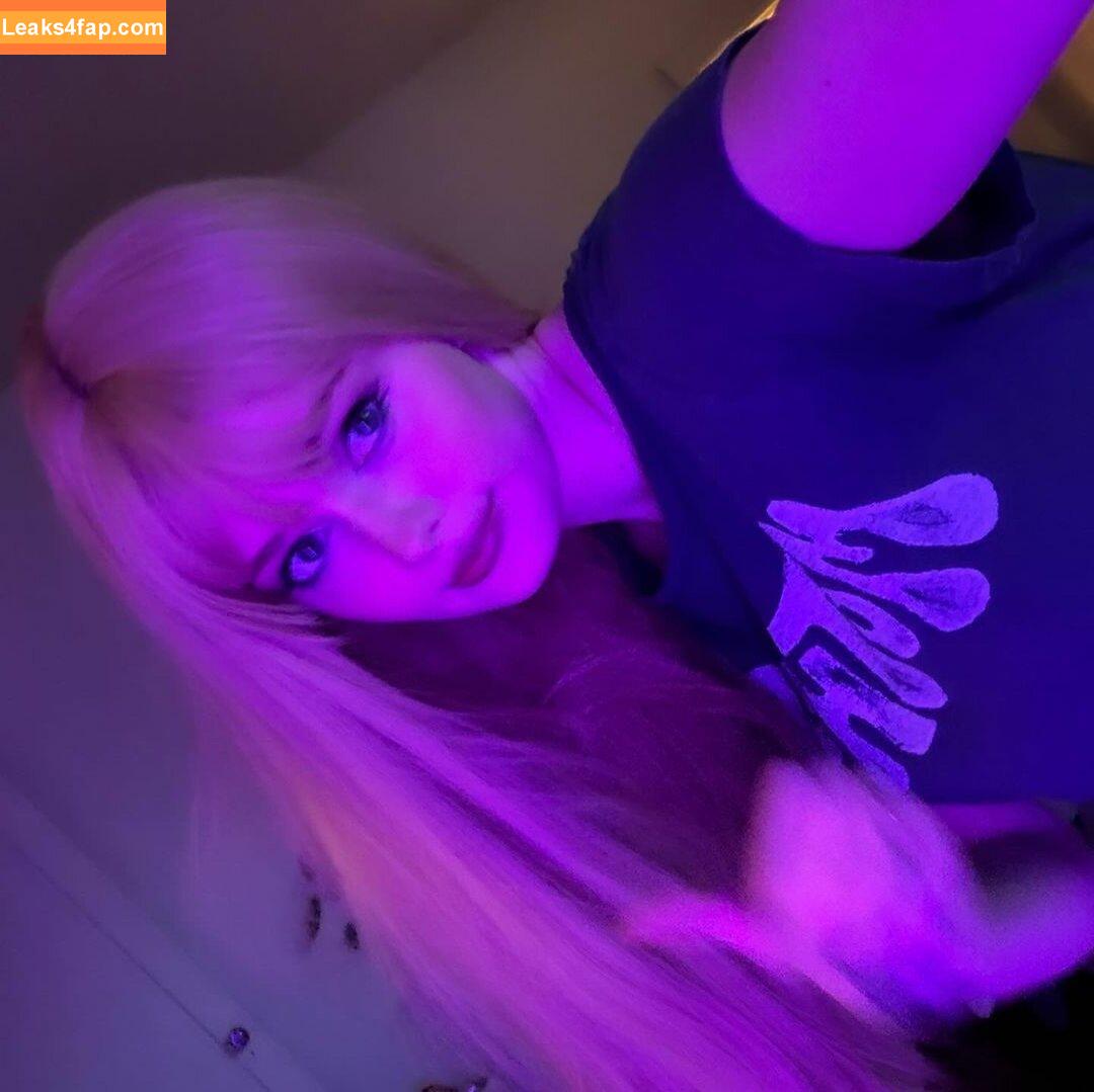 Avalon Warren / avalon_love / avalonwarren / avalonwarrenn leaked photo photo #0008