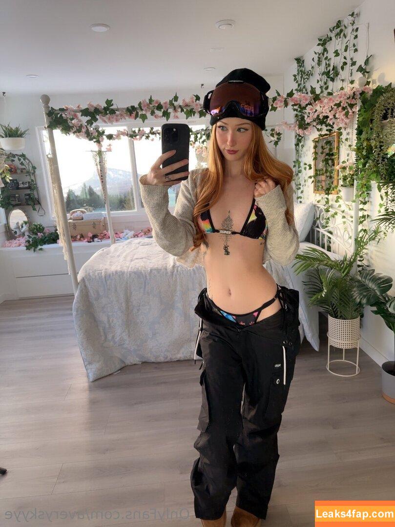 averyskyye /  leaked photo photo #0039