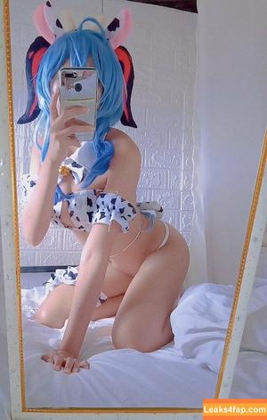 Azyll Hirai photo #0008