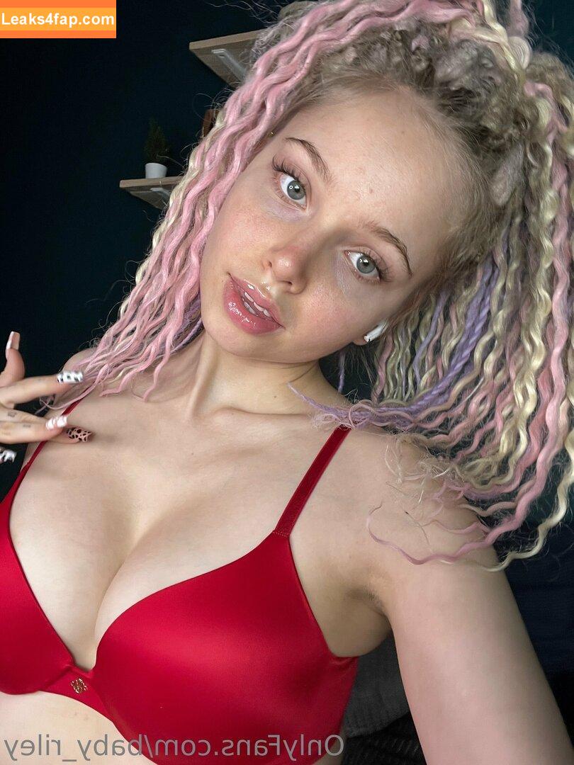 Baby Riley / baby_riley / riley_really / sweet_riley leaked photo photo #0021