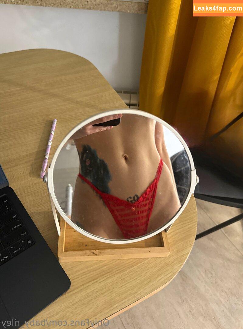 Baby Riley / baby_riley / sweet_riley leaked photo photo #0198