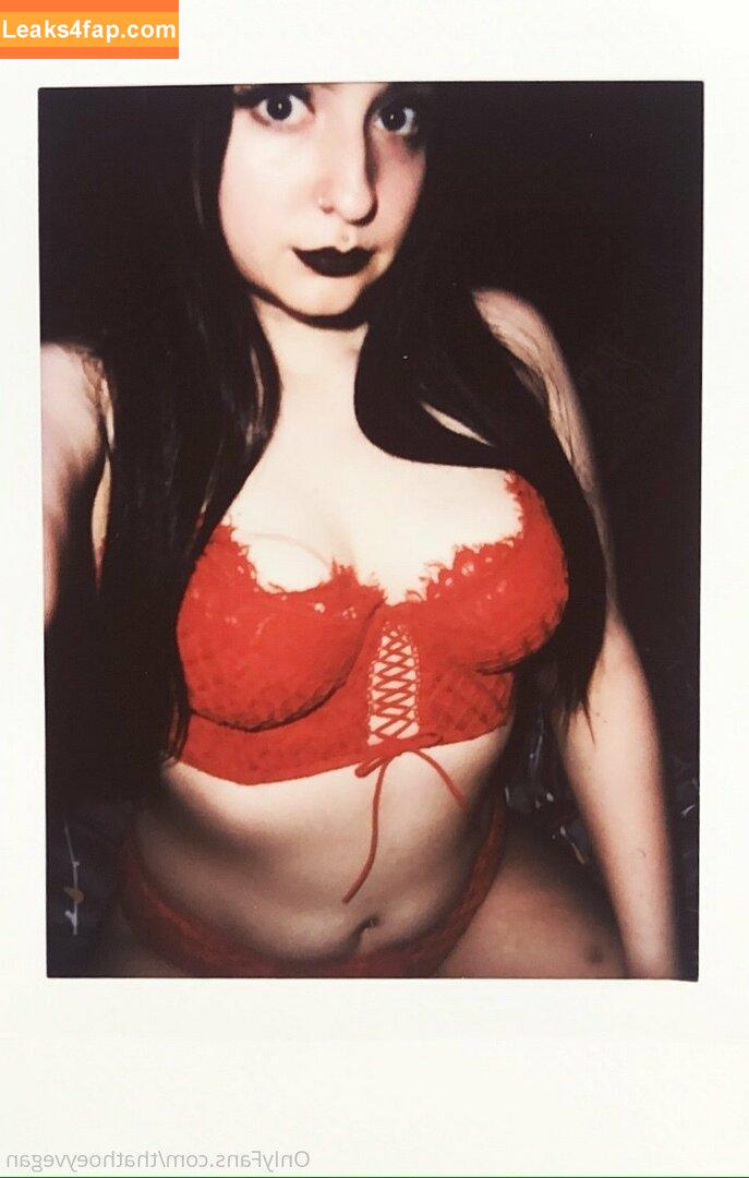 babyzoxxx / thathoeyvegan leaked photo photo #0050