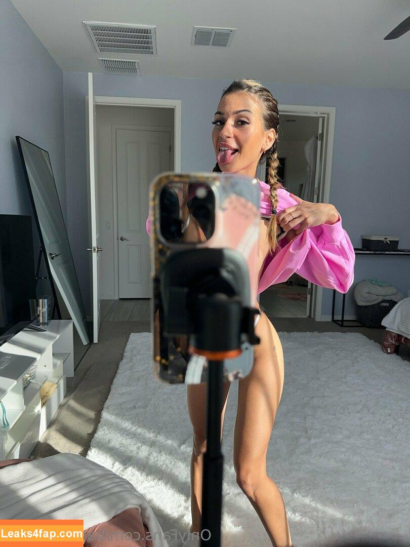 badbabysitter / ashleighjay leaked photo photo #0083