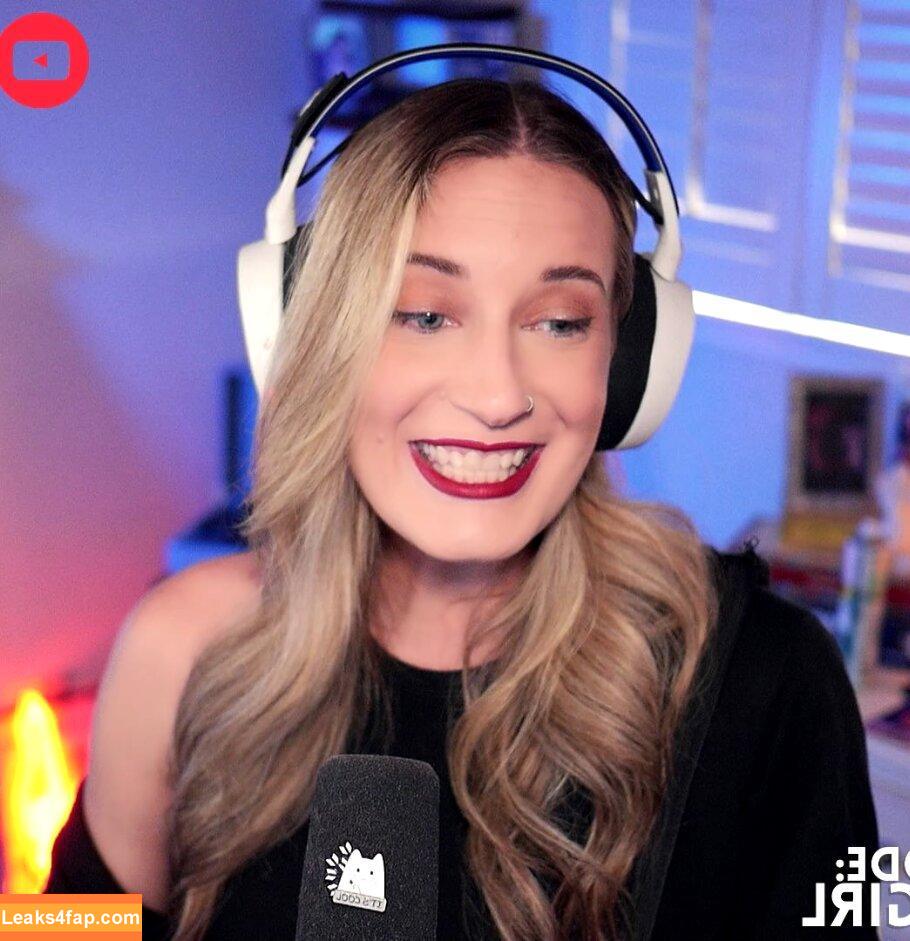 BasicWitGirl / tbhlessbasic leaked photo photo #0014