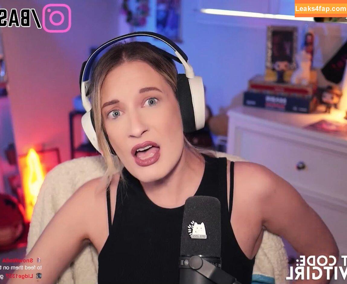 BasicWitGirl / tbhlessbasic leaked photo photo #0058
