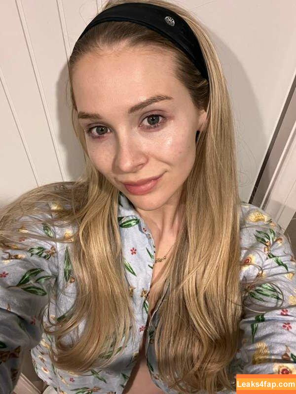 Bebahan / Bebahanofficial / carlacute_xxx leaked photo photo #0553