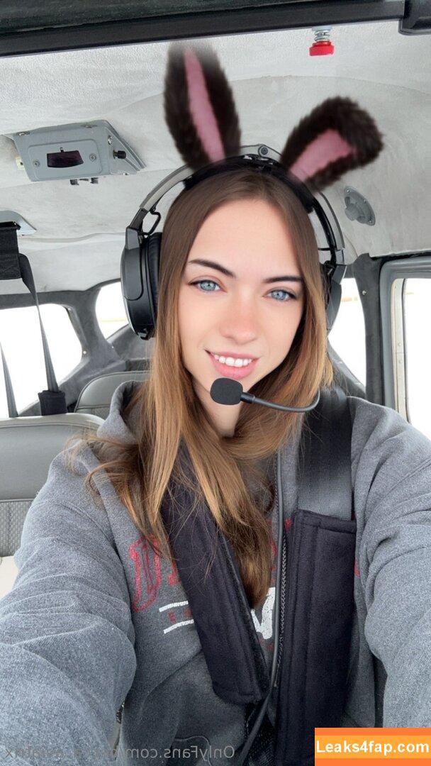 becca_aviatrix / imbeccad leaked photo photo #0001
