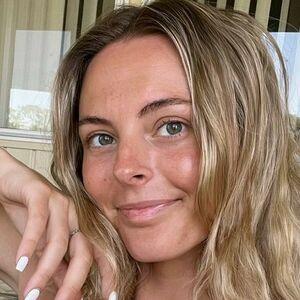 Beez ASMR / beezasmr leaked photo photo #0040